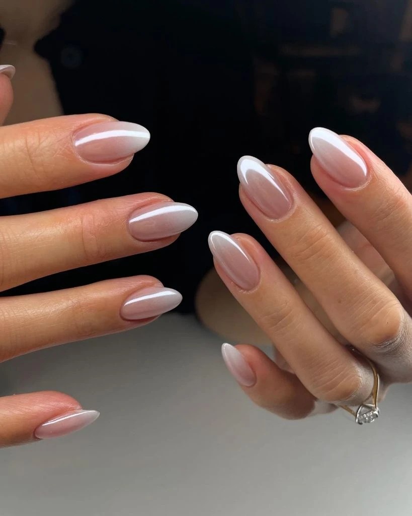 2025 Nail trends: The hottest manicure and nail art styles to have on your radar | HELLO! (9) 2025 Nail trends: The hottest manicure and nail art styles to have on your radar | HELLO! (9)