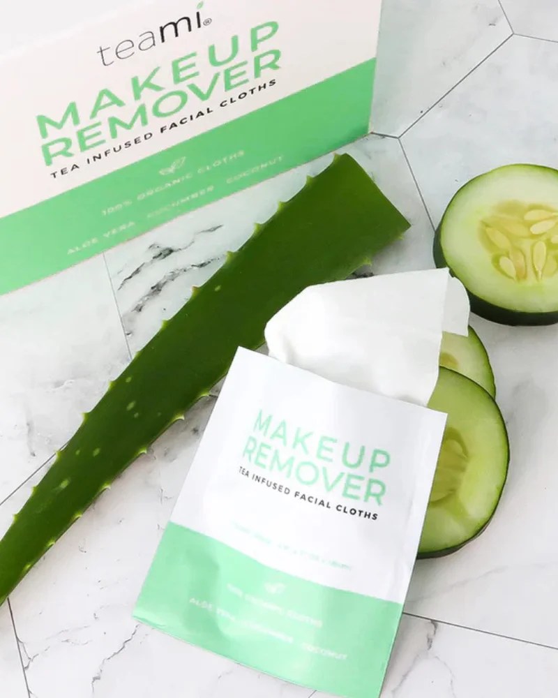 11 Safest Non-Toxic Face Wipes & Makeup Wipes (3) 11 Safest Non-Toxic Face Wipes & Makeup Wipes (3)