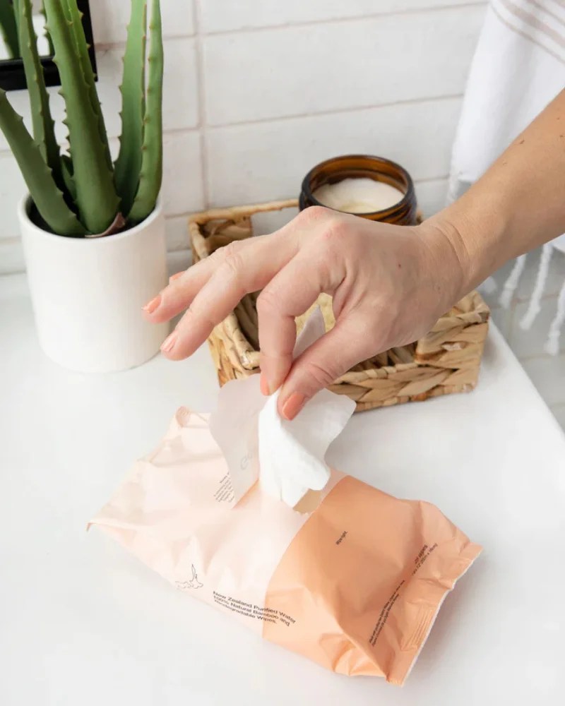 11 Safest Non-Toxic Face Wipes & Makeup Wipes (2) 11 Safest Non-Toxic Face Wipes & Makeup Wipes (2)